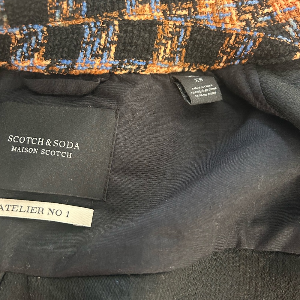 SCOTCH & SODA TWEED BOXY CHECKERED BUCLE BLACK AND ORANGE JACKET - Picture 11 of 11